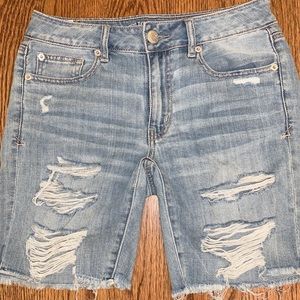 American Eagle 90s Boyfriend Denim Shorts